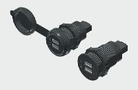 Bahntaugliche USB-Ladegeräte für den Passagierbereich