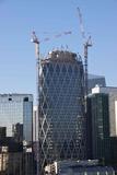 SCF-Selbstkletterschalung bringt Pariser Büroturm in Form