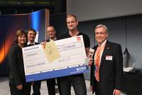 Patrick Harms aus Göttingen gewinnt das große Science Slam Finale der IdeenExpo