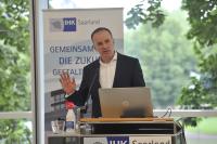 Gestärkt aus der Krise - Hilfe durch den "KMU Runder Tisch"