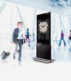 Doppelte Aufmerksamkeit am Point of Sale: Erstes BenQ Dual-Sided-Display