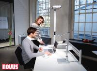Stand up for your light – Novus Attenzia Stehleuchten an Rezeptionen