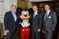 OSRAM AG wird offizieller Beleuchtungspartner von Disneyland Paris