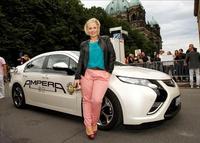 Im Opel Ampera elektrisch zum ZDF-Sommertreff