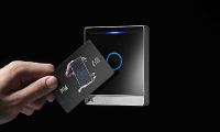 Neuer Zutrittsleser INTUS 700 für RFID-Zutrittskontrolle in Gebäuden und Betriebsarealen