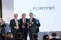 Controlware ist "Fortinet Partner of the Year 2015" in der Kategorie "Government & Education (D)"