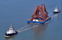 Erstmals Tripod-Transport von Emden nach Bremerhaven
