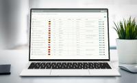 Neukundenakquise und Upselling perfektionieren – über die Unternehmenswebsite. B2B-Praxisbeispiel
