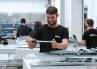 Jenaer Antriebstechnik präsentiert Bewegungs- und Positioniersysteme auf der AAA Essen