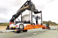 TX Logistik und Vegatrans setzen mit roadrailLink Nutzfahrzeuge auf den Zug