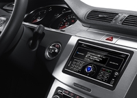 New Jersey MP68 von Blaupunkt: Doppel-DIN-Autoradio steuert auch Handy