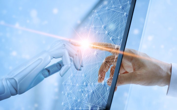 KI trifft Kultur: Kommunikation als Treiber der Industrietransformation