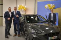 10 Neuwagen in weniger als 10 Sekunden weg