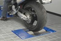 Neuer Scheitelrollenprüfstand für Motorräder