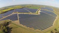 BayWa r.e. unterzeichnet Stromabnahmevertrag für sein bislang größtes Solarprojekt Vine Farm in England
