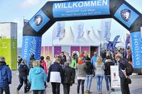 Einmalige Insel-Illuminationen auf Sylt: Philips taucht den Windsurf World Cup in Farbe