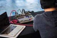 Zoom unveils the new LiveTrak L-8