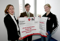 Hörer helfen der MHH mit 300.000-Euro-Spende