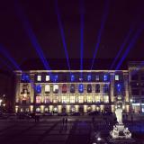Claypaky Xtylos und Warming Stripes - Lichtinstallation auf dem Gendarmenmarkt