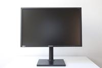 24 Zoll Büro-Monitor Samsung S24C450MW mit guten ergonomischen Eigenschaften und sparsamen Verbrauch