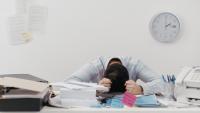 Verschenktes Potenzial: 52 Prozent der Büroangestellten wären mit besserer Technik produktiver