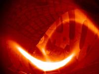 Fusionsanlage Wendelstein 7-X erzeugt erstes Wasserstoff-Plasma