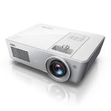 Der Installationsprojektor BenQ SU765 lässt Präsentationen im besten Licht erscheinen