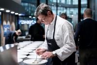 Buchneuerscheinung: Verkaufen auf Spitzen-Niveau und Lernen von der Sternegastronomie