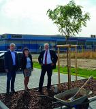 Spatenstich für Baumpaten-Projekt