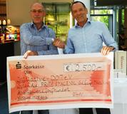 Ausgelassene Freude: FRITZ & MACZIOL GmbH spendet an INITIATIVE DO IT e.V.