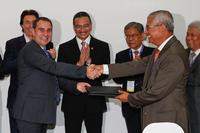 Airbus Helicopters Malaysia and Boustead Heavy Industries Corporation seal joint venture agreement for regional helicopter simulation center