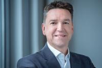 Simon Jackson wird Senior Vice President of Sales EMEA bei NEC Display Solutions