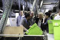 Zukunft im Bekleidungshandel: Dematic diskutiert individuelle Automatisierungslösungen mit Branchenexperten