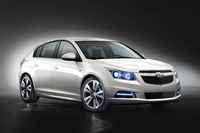 Fließheckmodell des Chevrolet Cruze feiert Weltpremiere in Genf