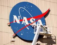 Eutelsat America Corp. wurde mit der Erstellung einer Studie über den Einsatz kommerzieller Satelliten für die zukünftigen Relay Kommunikations- und Navigationsdienste der NASA beauftragt