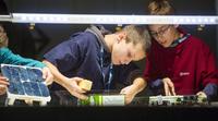 Schüler schicken Solarrobi und Herby Ella ins Rennen