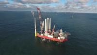 Alle Windenergieanlagen im Offshore-Windpark Sandbank errichtet