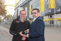 Ordnerdienst sichert Deutschlands größtes Bundesligastadion mit Hytera