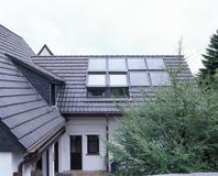 Mit VELUX Solarthermie-Kollektoren doppelt sparen