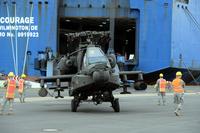 28 Helikopter schwimmen in die USA zurück