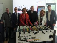 Sommerfeste der Landesvertretungen Rheinland-Pfalz und Nordrhein-Westfalen in Berlin: Automatenbranche vertreten