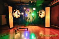 LED Dauerlicht in der Produktfotografie - Zusammenarbeit von Glamourpixel und Dedo Weigert Film