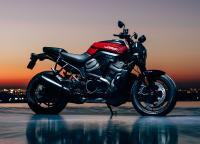 Harley-Davidson präsentiert seinen ersten Adventure-Tourer und seinen ersten Streetfighter sowie den neuen Revolution Max Motor