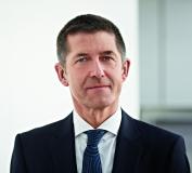 REHAU verstärkt mit Paul Heldens die Division Building Solutions