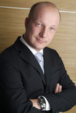 Pillar Data Systems mit neuem Channel-Partner und Demo-Center