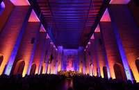 Friedensappell in Farbe: "The Armed Man" mit Ayrton, DTS, Vari*Lite, De Sisti, Eurotruss und MA Lighting aufgeführt