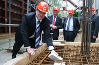 Grundsteinlegung für den Erweiterungsbau
