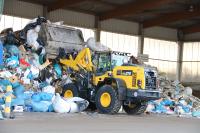 Ein neuer Komatsu WA270-8 Radlader arbeitet seit kurzem im Abfallrecycling für den Kreis Soest