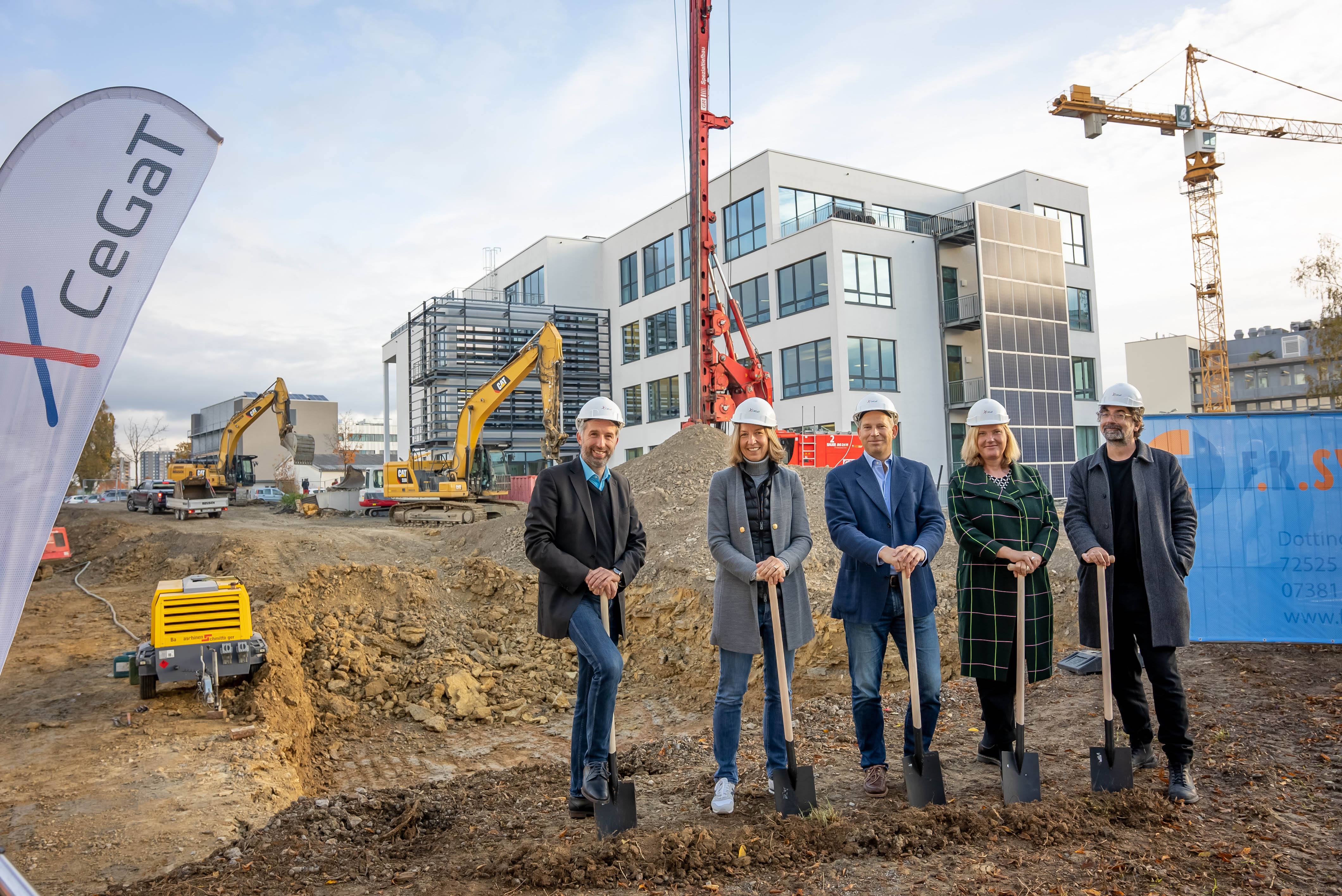 CeGaT setzt Spatenstich für modernen Erweiterungsbau im Technologiepark