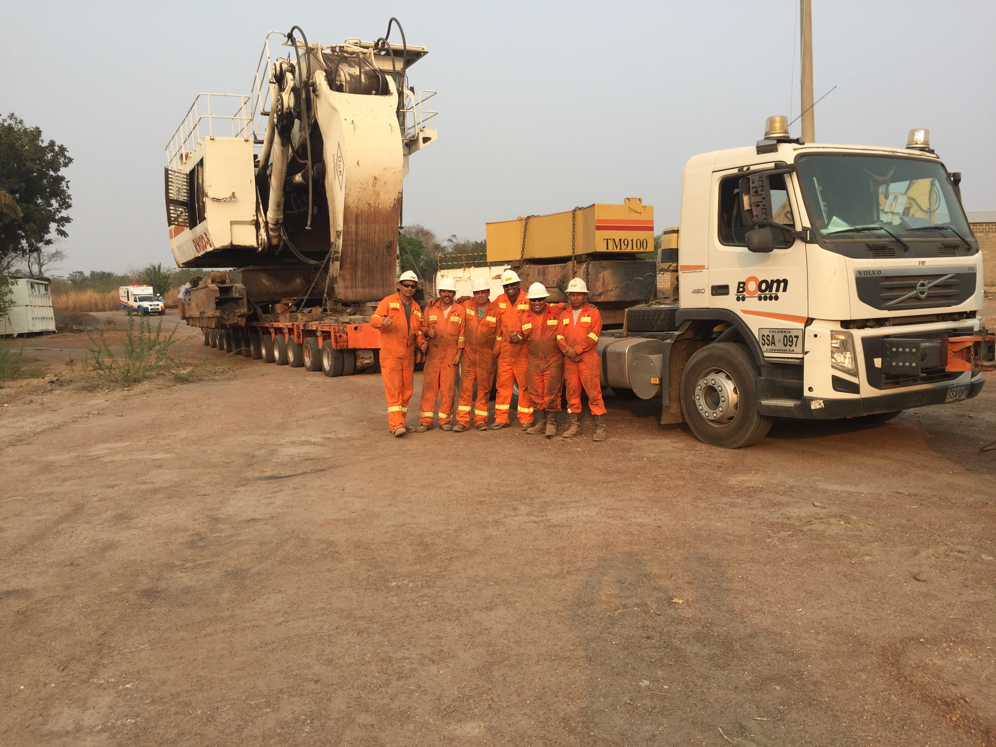 Rescue for a mini(ng) excavator, Goldhofer AG, Story - PresseBox